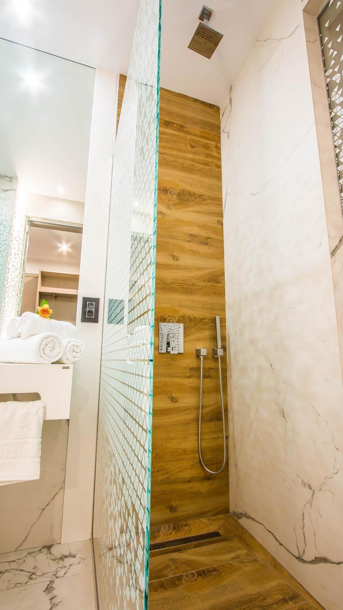 Central Carol Aparthotel 2 Бухарест Экстерьер фото